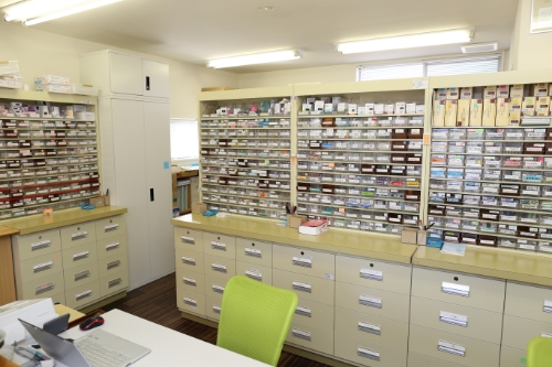 ひがし薬局四王寺坂店